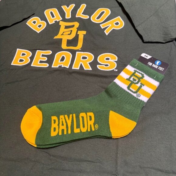 Men's T Shirt Line Up Team Color Baylor Bears XL NWOT & Large Socks - Picture 9 of 9